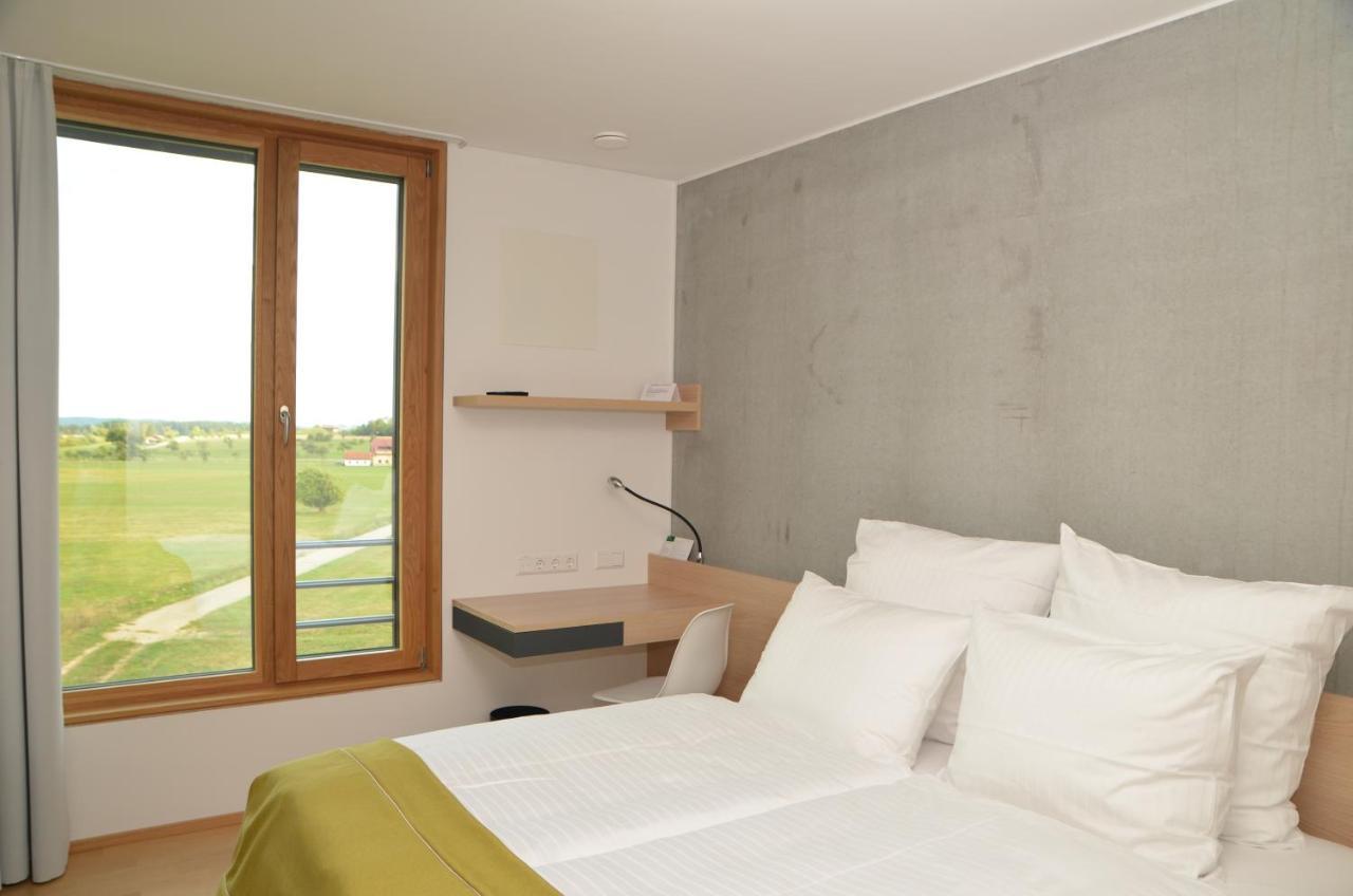 Dekra Congresshotel Wart Altensteig Exteriör bild