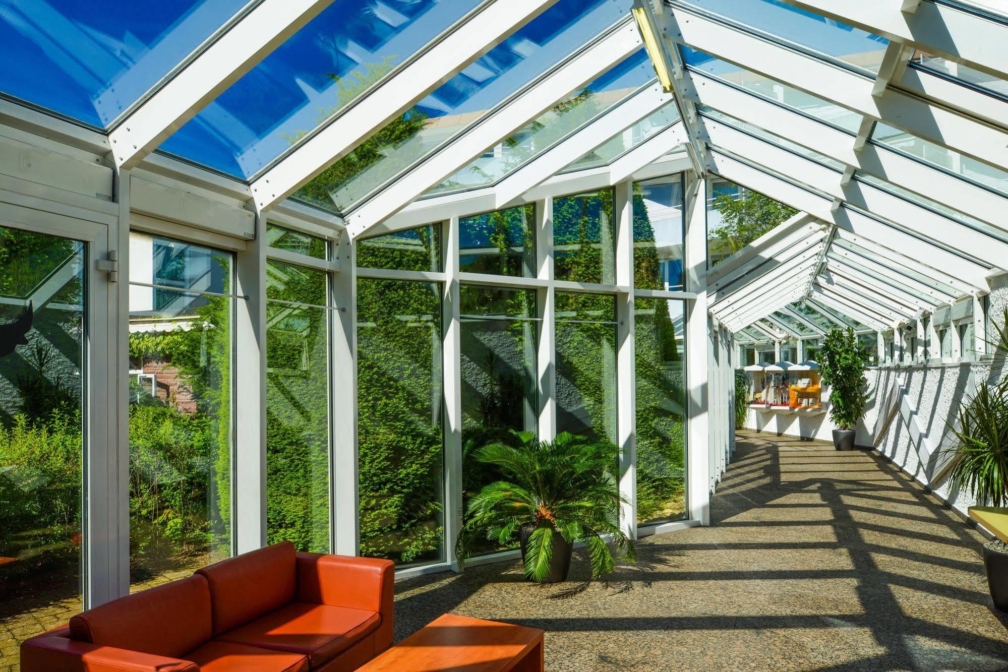 Dekra Congresshotel Wart Altensteig Exteriör bild