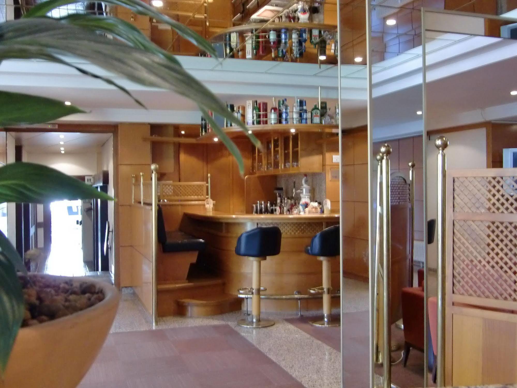 Dekra Congresshotel Wart Altensteig Exteriör bild