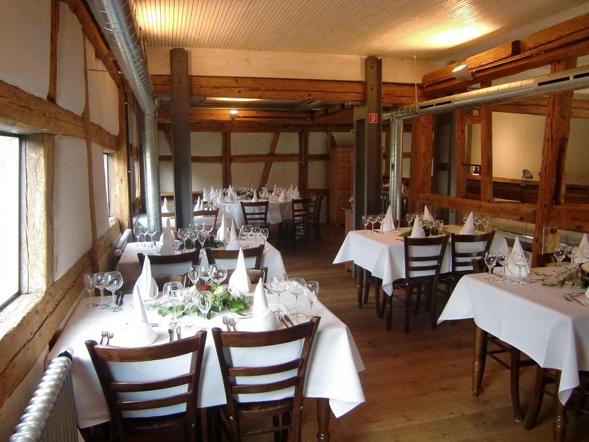 Dekra Congresshotel Wart Altensteig Exteriör bild